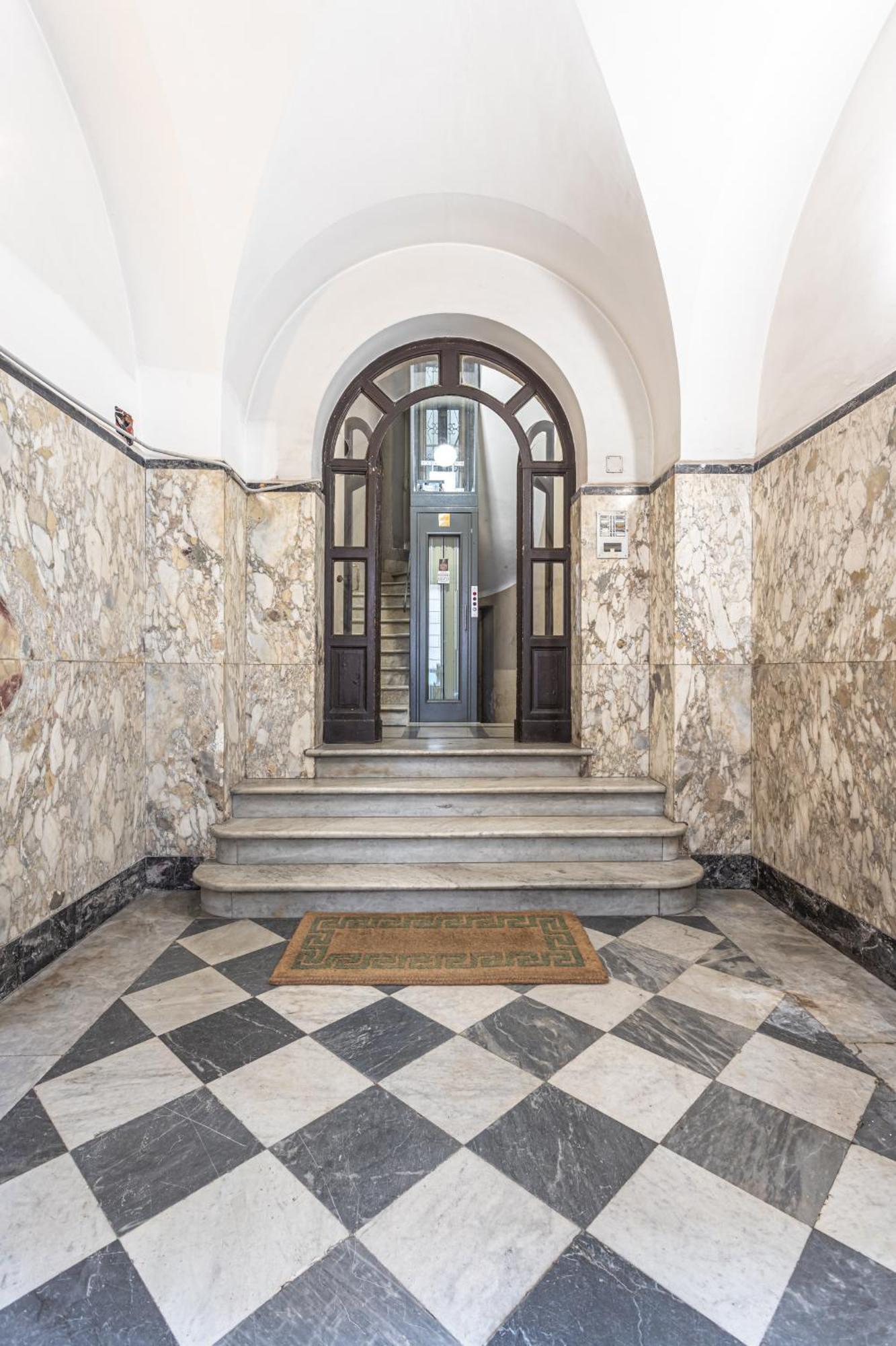 Private Apartment Colosseum Roma Exterior foto