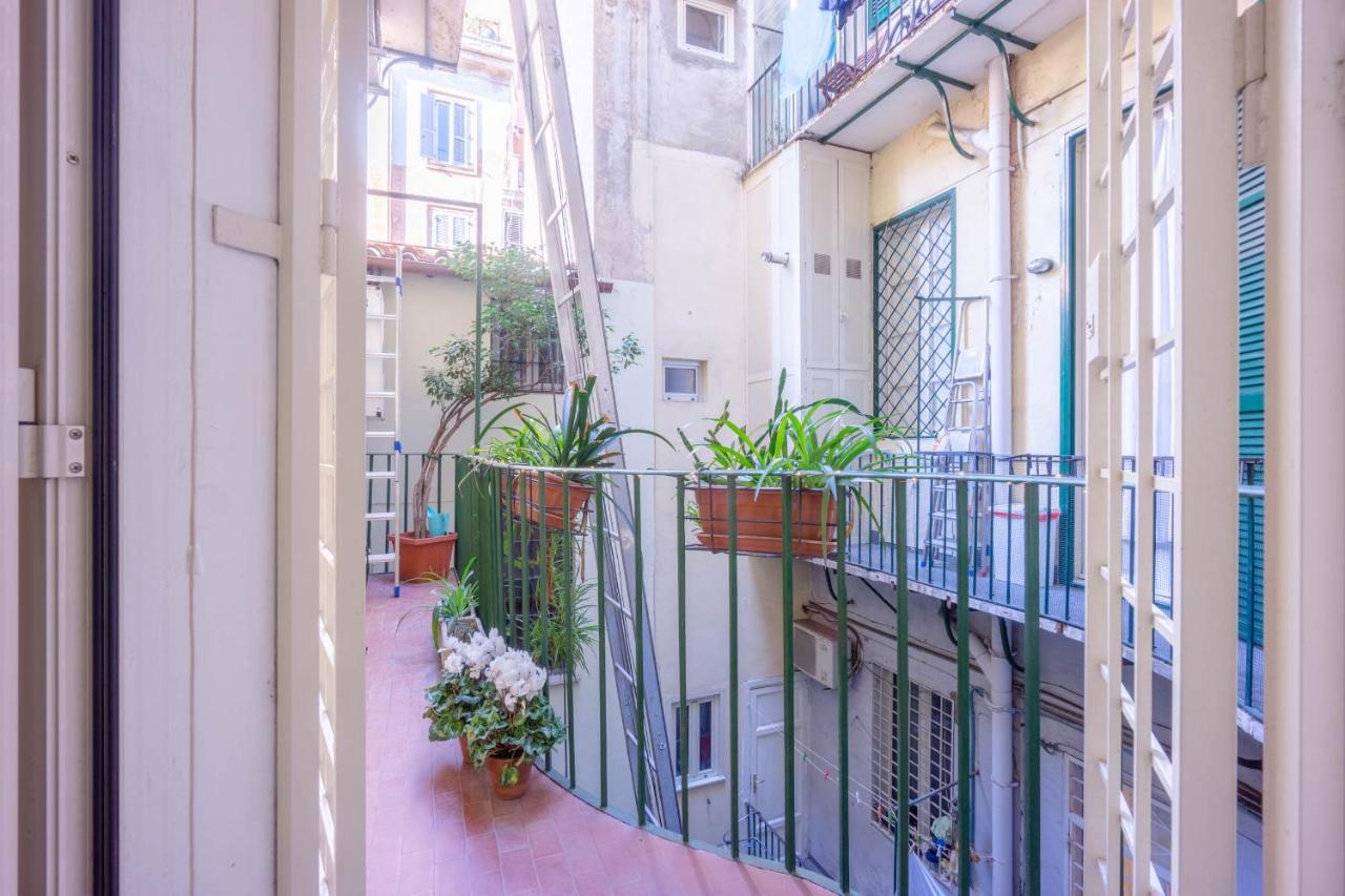 Private Apartment Colosseum Roma Exterior foto